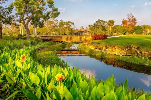 505 Courtside Dr, Naples FL 34105-7170 exterior