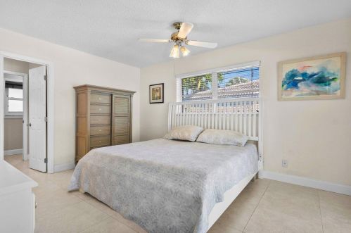 960 20 St, Boca Raton FL 33486-6832 exterior