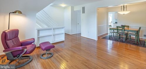 8 Chapman St, Alexandria VA 22301-2501 exterior