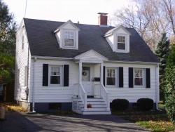 98 Hunnewell Ave, Newton, MA 02458-2242