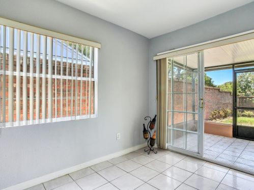 9114 Camino Villa Blvd, Tampa FL 33635-1066 exterior