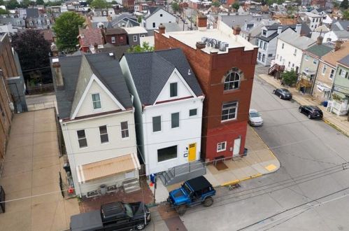 5145 Holmes St, Pittsburgh PA  15201-2433 exterior