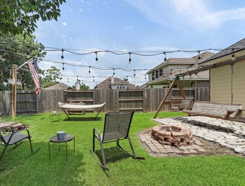 17415 Rainer Vly Ln, Humble TX 77346-8249 exterior