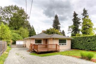 12648 10th Ave, Seattle WA  98125-3941 exterior