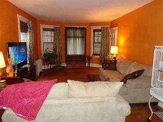 78 Calla St, Providence, RI 02905-1425