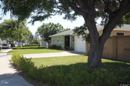 14091 Del Amo Ave, Tustin, CA 92780-5110