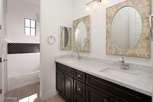 6030 5 Ave, Phoenix AZ 85003-2524 exterior