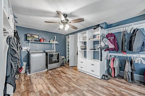 12 Broadway Ave, Manor PA 15665-9706 exterior