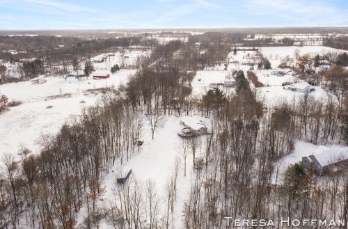 13300 Sadler Dr, Cedar Springs MI 49319-8030 exterior