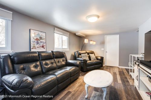 38 Louis St, Old Bridge NJ 08857-2235 exterior