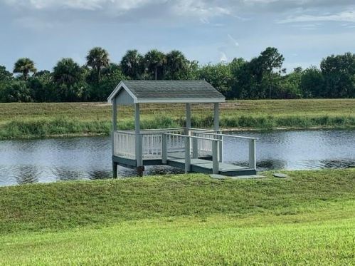 480 Aster Rd, Fort Pierce, FL 34953-2901