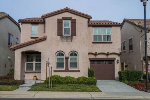 1696 Ballou Cir, Folsom, CA 95630-5715