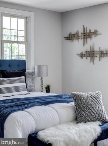 337 Holland St, Chester PA 19022-1011 exterior