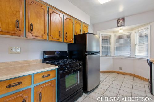 1051 Short St, Grand Rapids MI 49503-1944 exterior