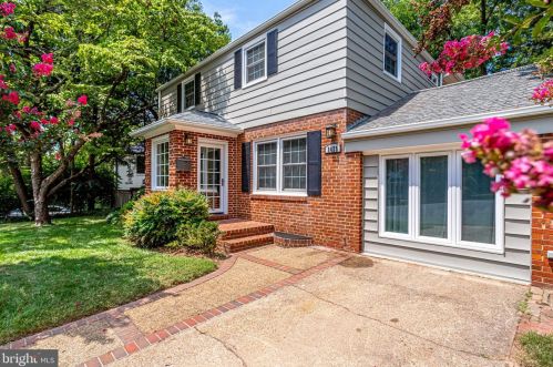 5425 24th St, Arlington VA  22205-3111 exterior