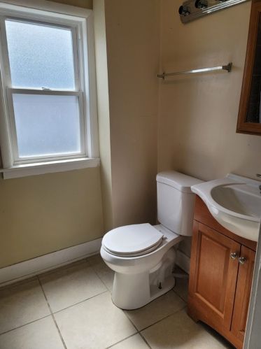 10055 Avenue, Chicago IL  60617-5915 exterior