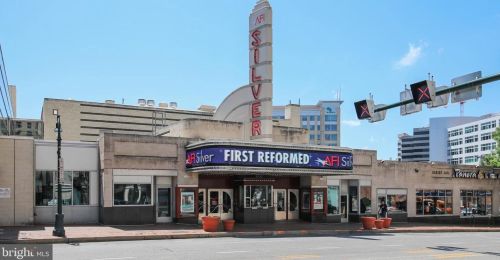 9609 Hastings Dr, Silver Spring MD 20901-3198 exterior