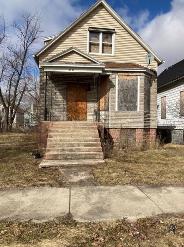 20 108th Pl, Chicago, IL 60628-3450