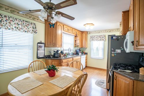 3832 116 St, Chicago IL 60803-6240 exterior