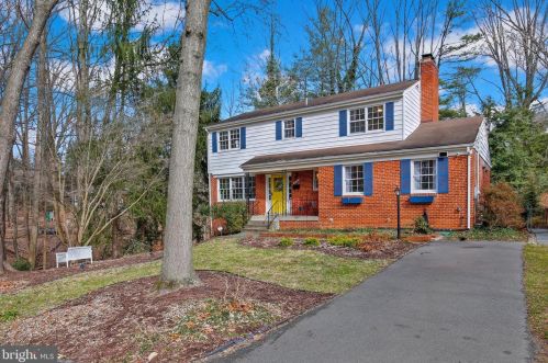 900 Balmoral Dr, Silver Spring MD  20903-1301 exterior