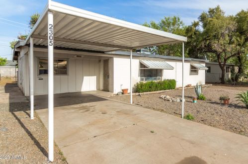 2305 30th St, Phoenix, AZ 85008-2019