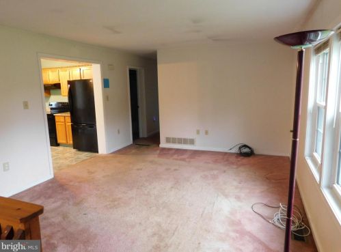 557 Limerick Ctr Rd, Limerick PA 19468-1238 exterior