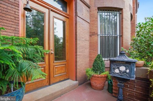 2222 1st St, Washington, DC 20001-1016