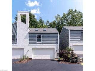 1365 Bobby Ln, Cleveland, OH 44145-1986