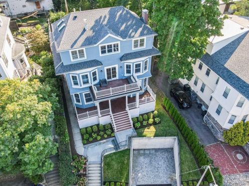 11 Robinwood Ave, Boston MA 02130-2127 exterior