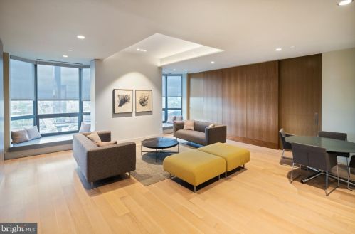 2025 Chancellor St, Philadelphia PA  19103-5604 exterior