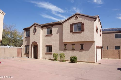 22068 30th Ln, Phoenix AZ  85027-1747 exterior