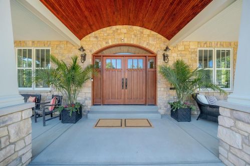 230 Essex Ave, Saint Louis MO 63122-3627 exterior