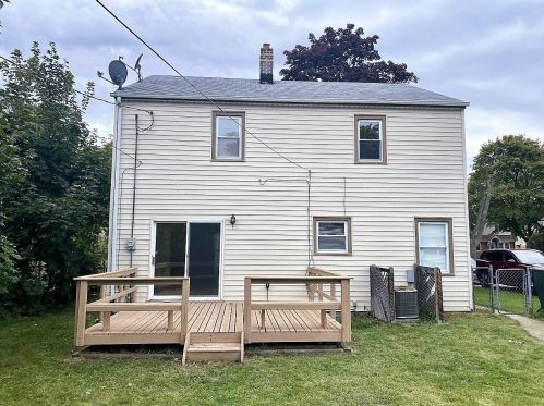 5764 40th St, Milwaukee WI  53221-3910 exterior