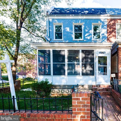 116 53rd St, Washington DC  20019-6603 exterior