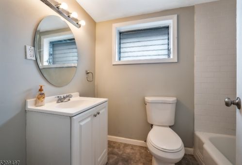 15 Douglas St, Perth Amboy NJ  08863-2205 exterior