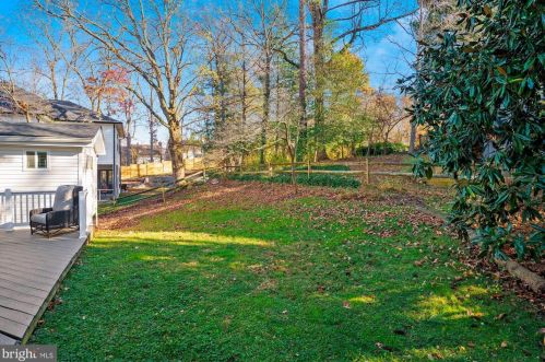 6651 Old Chesterbrook Rd, Mc Lean VA  22101-4661 exterior