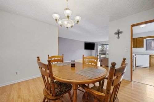 314 Frst Grn Dr, Moon Twp PA 15108-2763 exterior