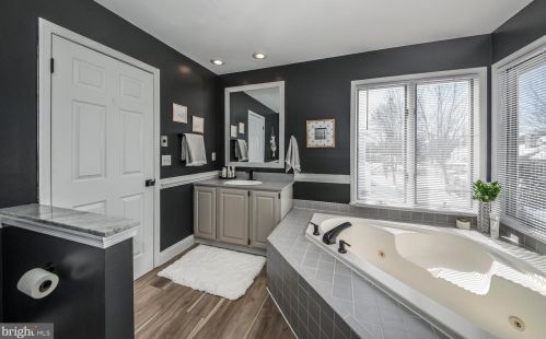 1505 Brk Ln, Jamison PA 18929-1415 exterior