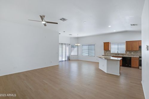 1361 Fresno St, Chandler AZ  85225-1301 exterior