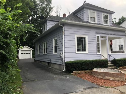 20 Upland Ave, Webster, MA 01570-2341