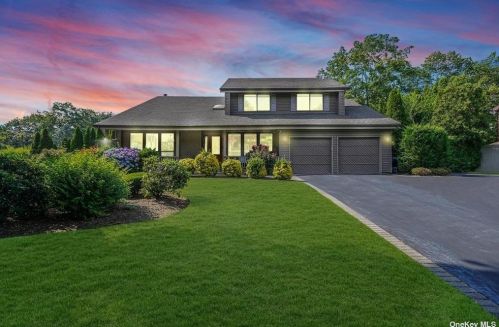 38 Fleetwood Rd, Commack, NY 11725-1760