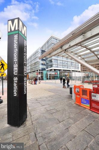 449 N St, Washington DC  20024-3701 exterior