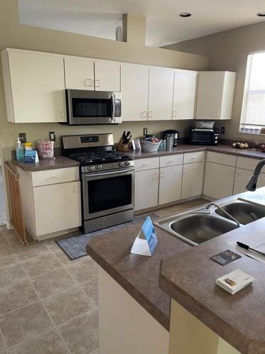 6224 Crickethollow Dr, Riverview FL 33578-3919 exterior