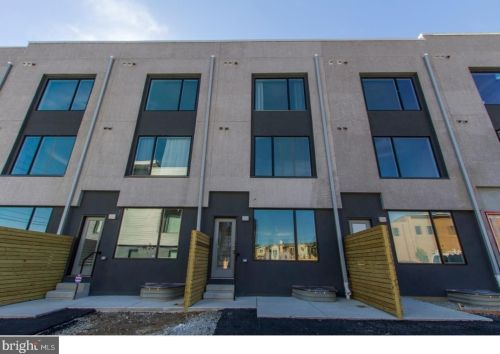 723 Fairmount Ave, Philadelphia PA  19123-2743 exterior