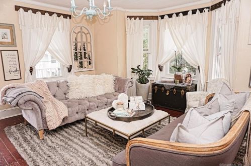 82 Brookside Ave, Torrington CT 06790-5405 exterior