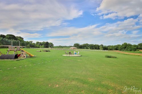 16512 Nelson Rd, Bull Valley IL 60098-9576 exterior