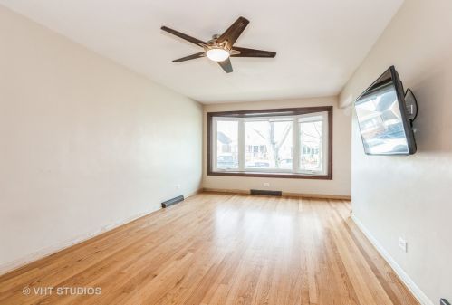 5801 Mulligan Ave, Chicago, IL 60638-3430