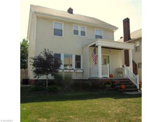 17317 Oxford Ave, Cleveland, OH 44111-4032