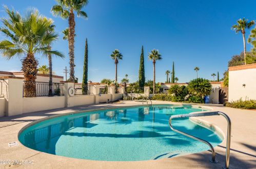 977 Palma De Pina, Tucson AZ 85704-3957 exterior