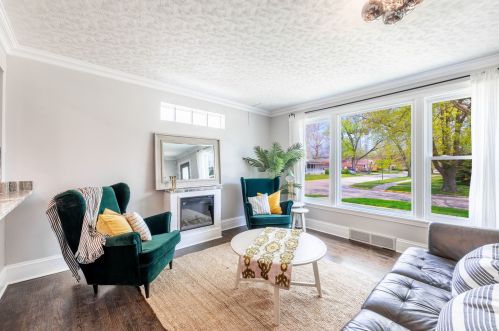 2500 11 Ave, Broadview IL 60155-4814 exterior